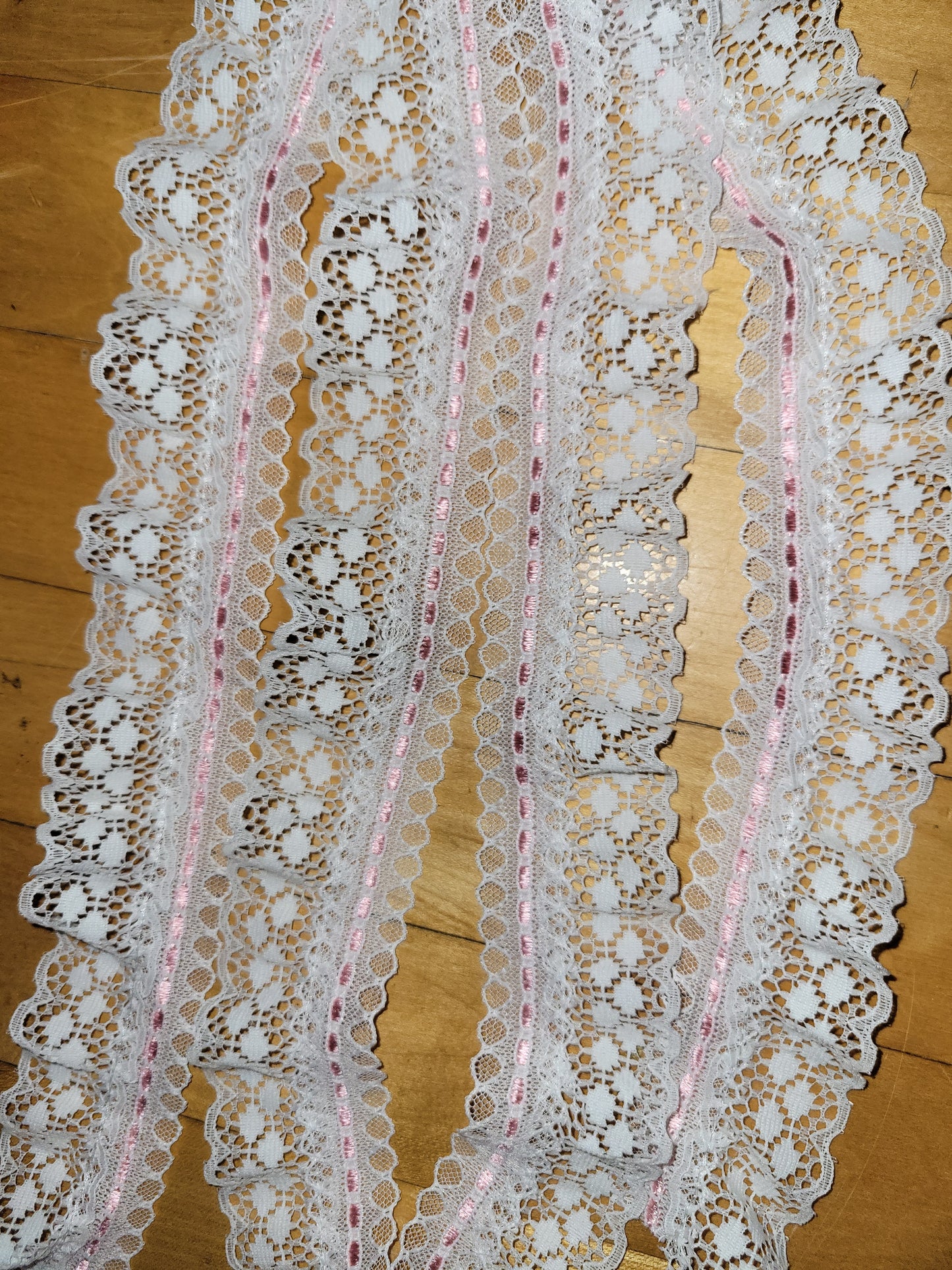 Vintage Trim Lace with Ribbon